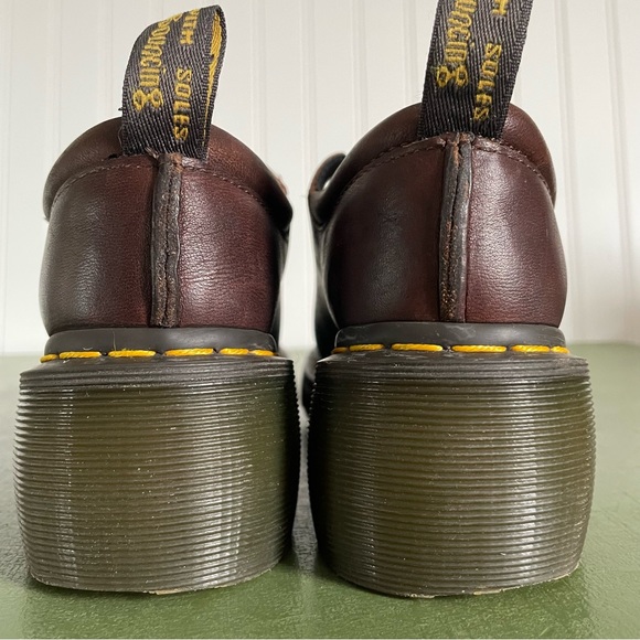 Dr. Martens CRANFORD Oversized Eyelet Low Boots/Oxfords in Brown Leather - Picture 2 of 9